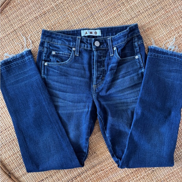 AMO Jeans - Picture 4 of 5